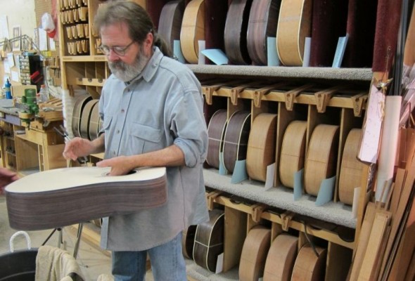 Grande afflusso al Corso di Liuteria che chiude le iscrizioni – Ancora posti per il Corso di Chitarra Acustica