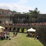 UnCastello100chitarreAGM18