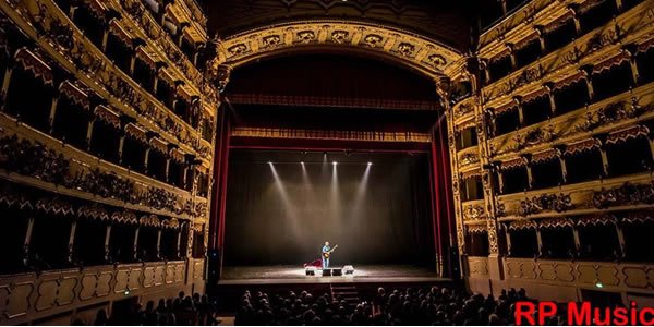 Diane Ponzio al teatro Ponchielli (Cremona)